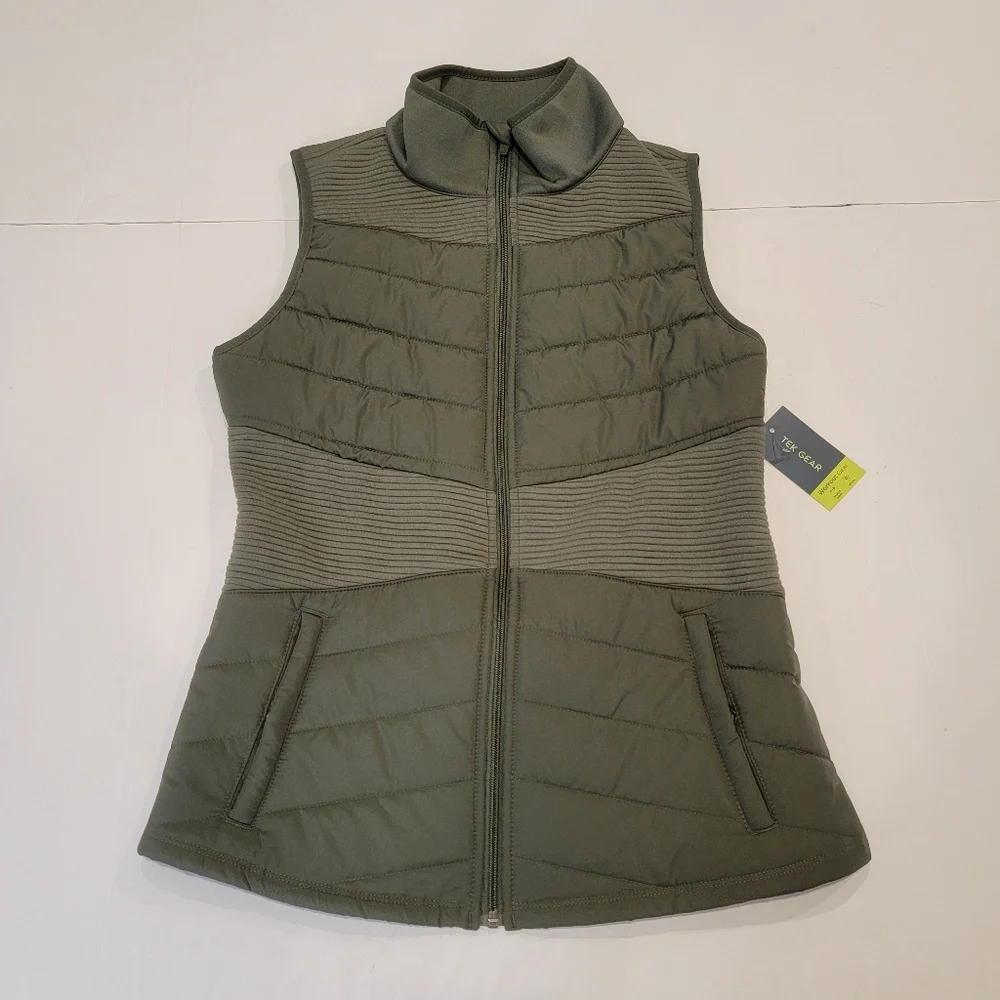 Tek Gear Workout Gear Quilted Vest Green Size Small NWT!